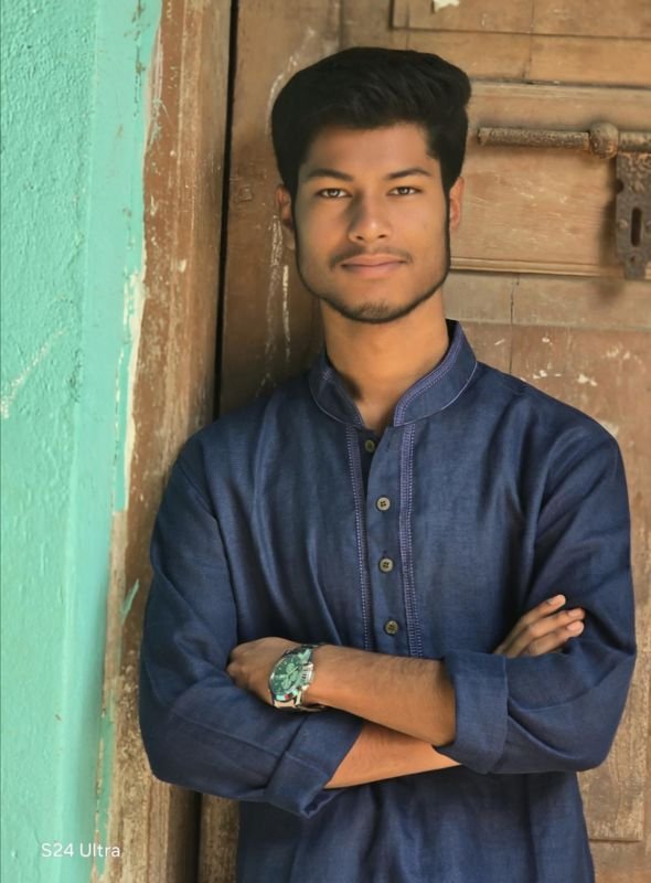 Image of Arman Sardar